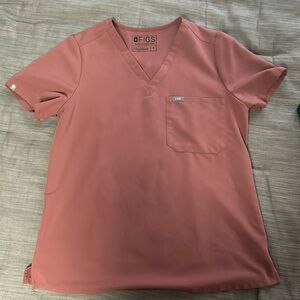 Mauve figs scrub top